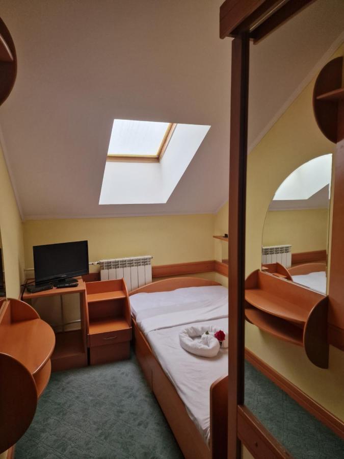 Hotel Lupus Novi Sad Eksteriør billede